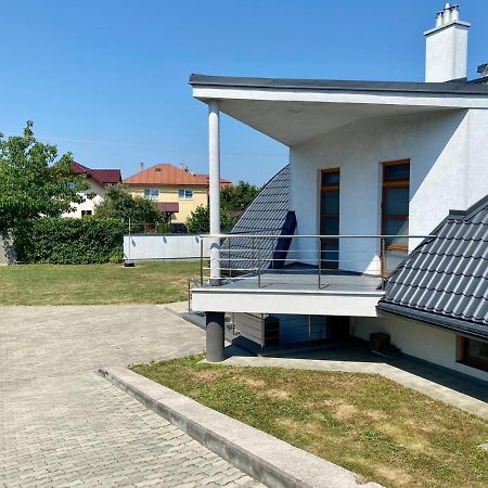 Apartman Triga Snina Exterior foto