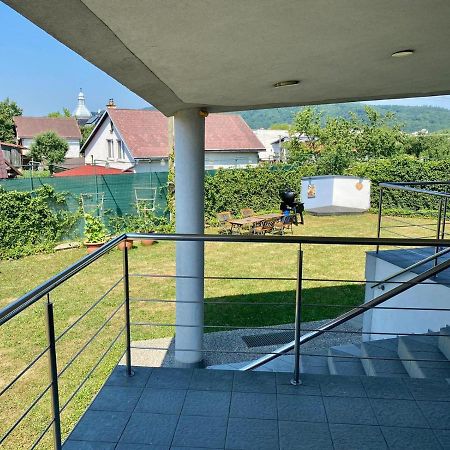 Apartman Triga Snina Exterior foto