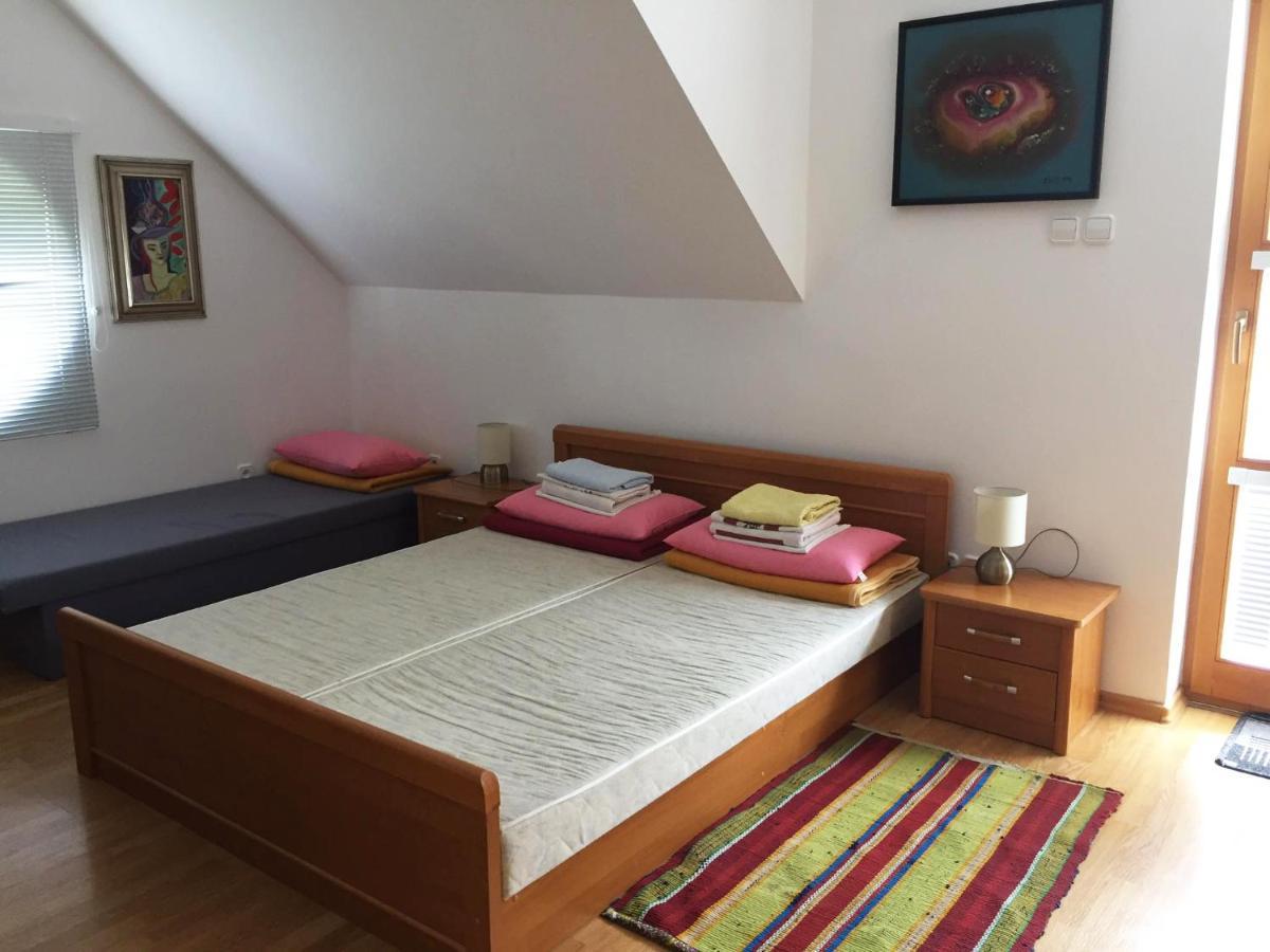 Apartman Triga Snina Exterior foto